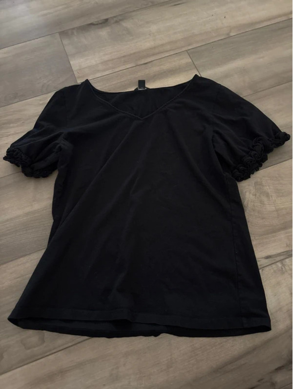 Ann Taylor Women's Black Short Sleeve Shirt Size Small EUC
